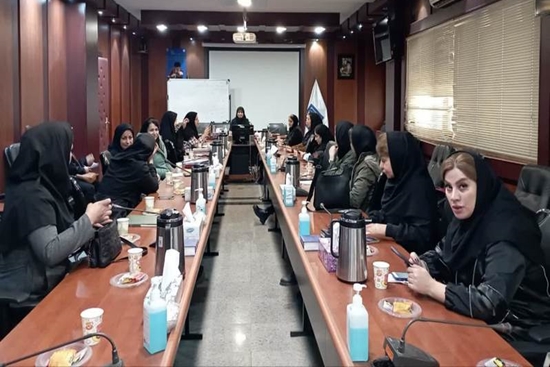 برگزاری جلسه پیشگیری از سرطان به مناسبت هفته ی ملی مبارزه با سرطان برای مراقبین سلامت در شبکه بهداشت اسلامشهر  